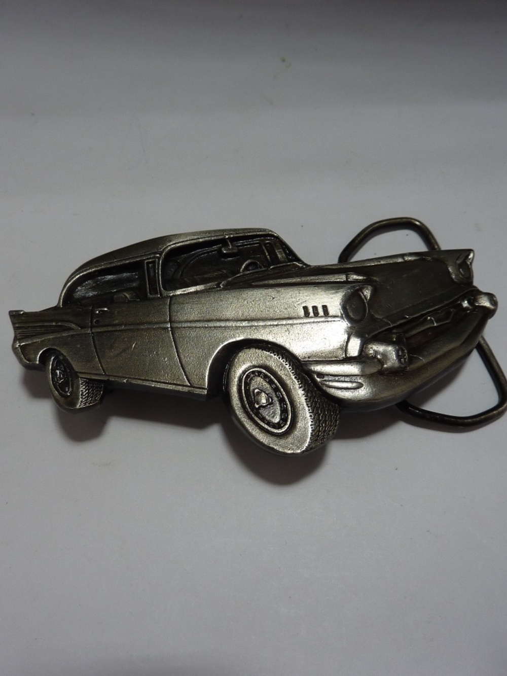 VINTAGE 1979 BERGAMOT BRASS WORKS  USA CLASSIC 57' CHEVY CAR  BELT BUCKLE